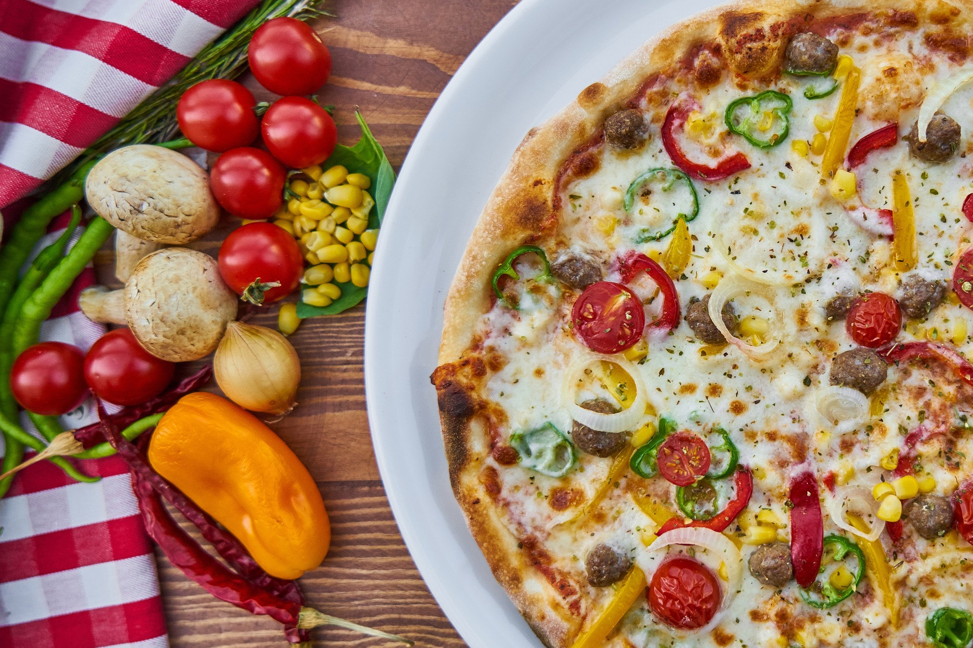 Pizza niejedno ma imię – ciekawostki i najdziwniejsze smaki