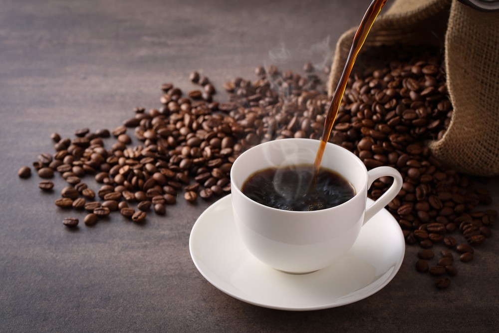 Aromatyczna kawa ziarnista – sprawdź co warto wiedzieć podczas jej wyboru